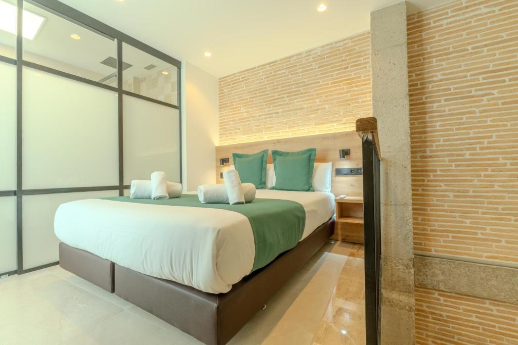 Apartamentos La Basílica by BeAlicante - Resim 37