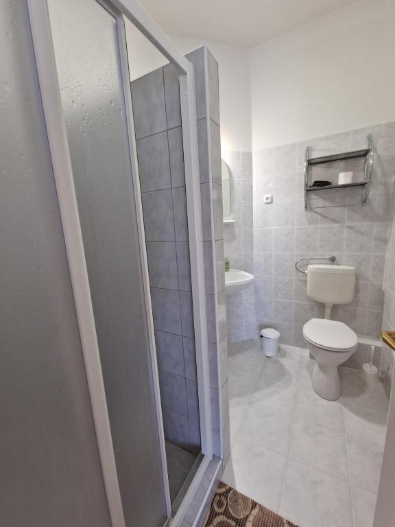 Kúpeľňa v ubytovaní Villa Letícia Siófok