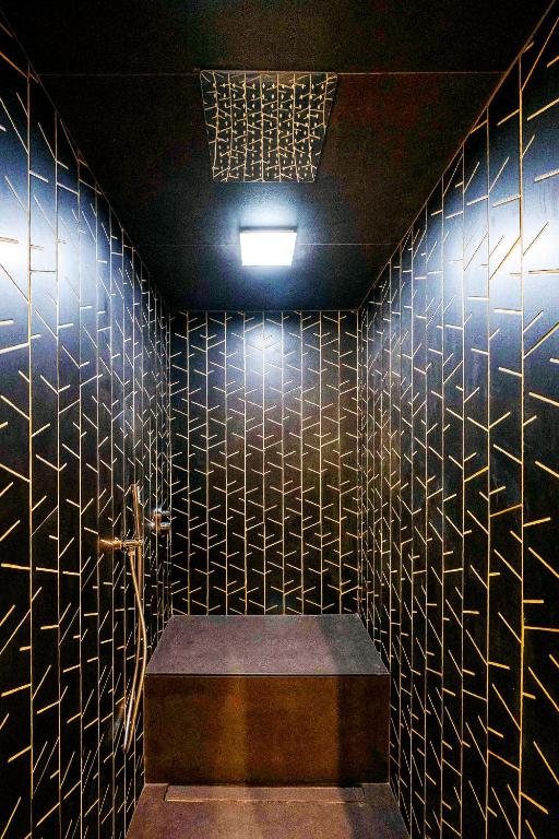 Hotel Pathos by Mimood Aparthotels - Resim 36