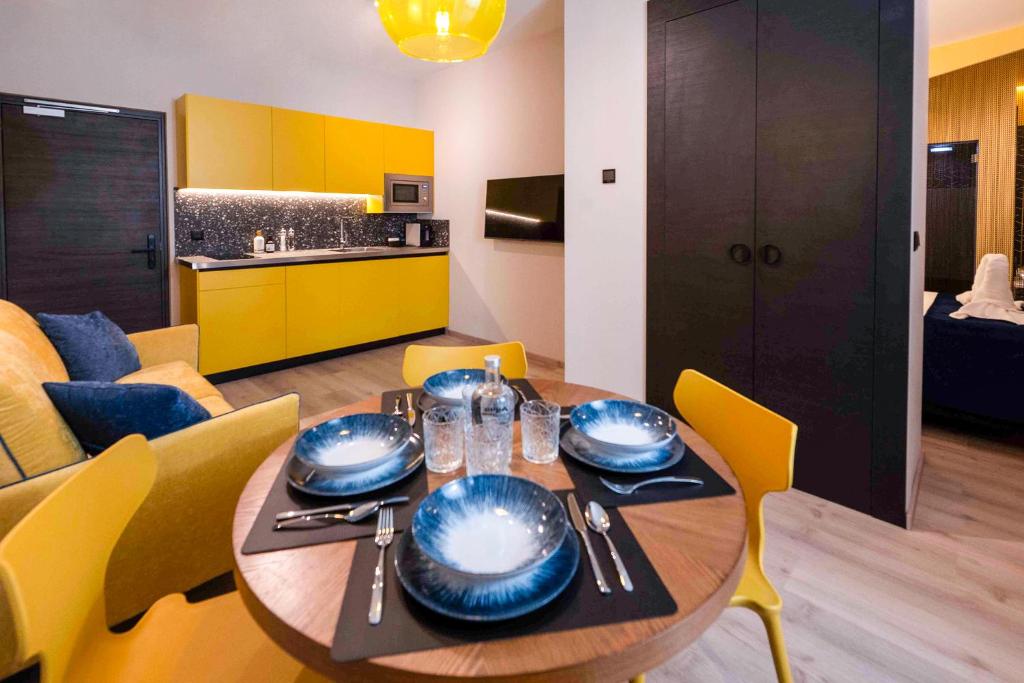 Hotel Pathos by Mimood Aparthotels - Resim 37