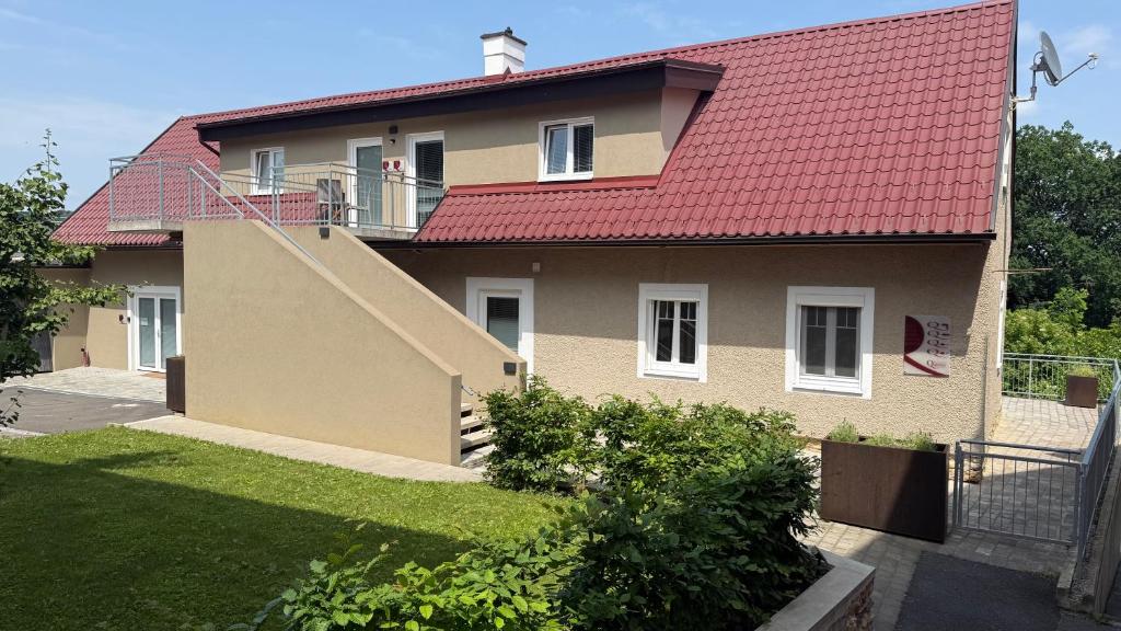 Budova, kde se apartmán nachází