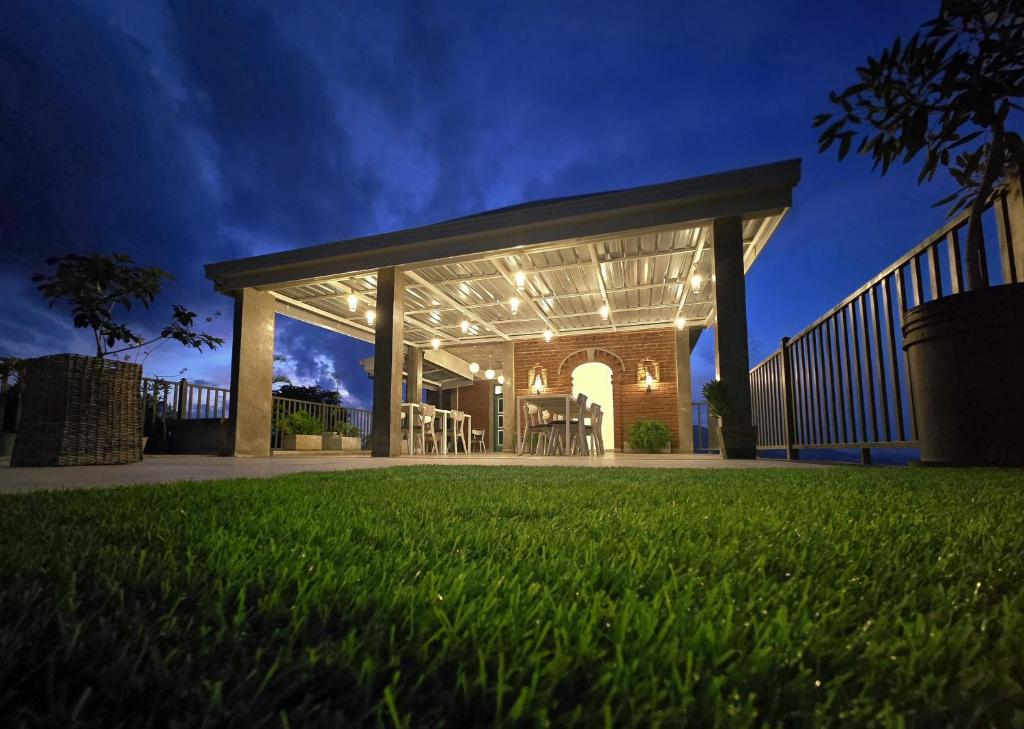 Zahrada ubytování Earthbound Residence