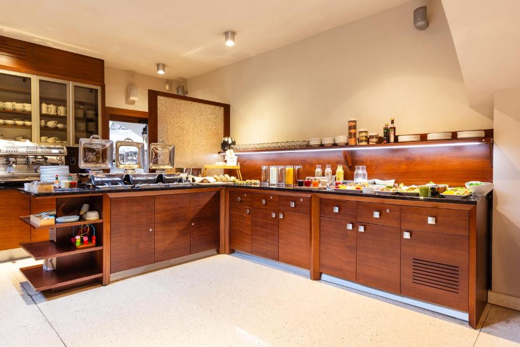 Roset Hotel & Residence - Resim 24