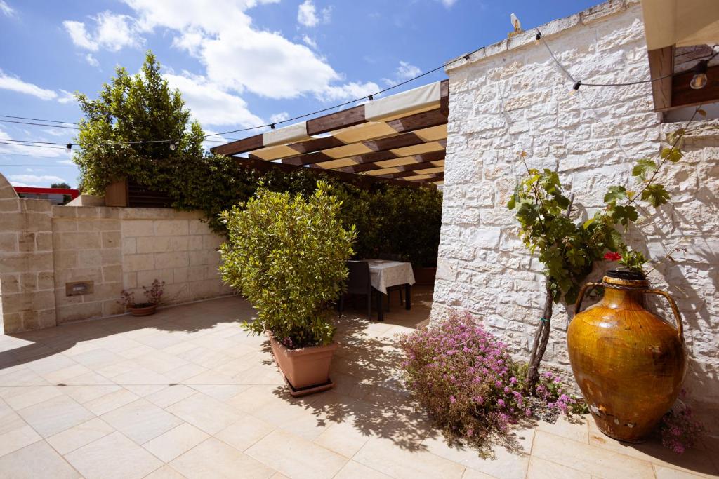 A garden outside Quei Trulli Divini