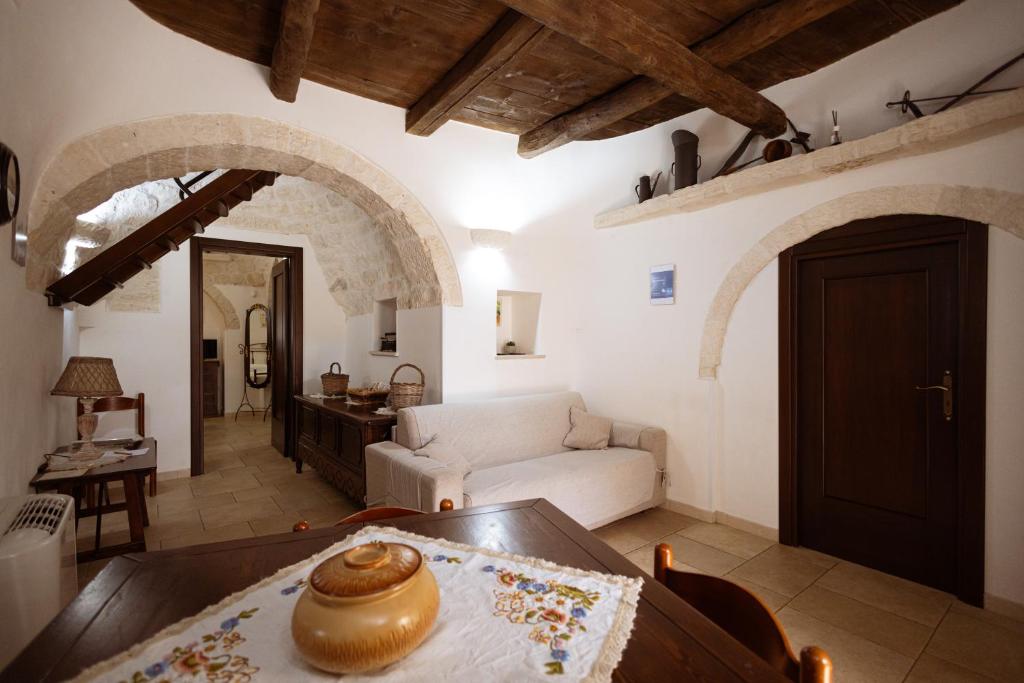 A seating area at Quei Trulli Divini