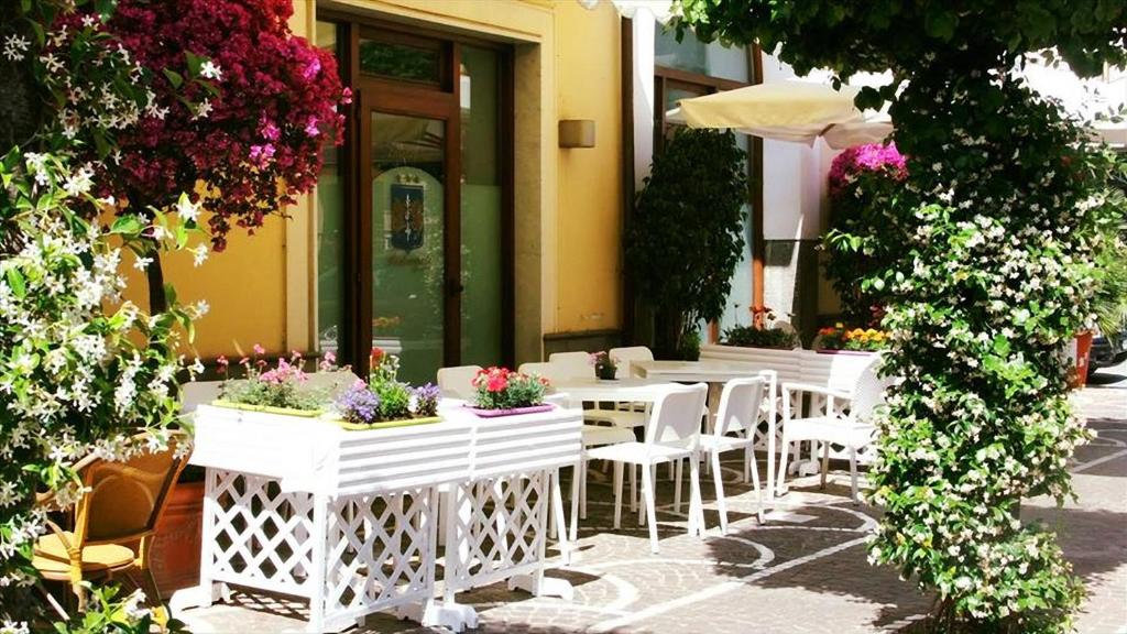 Zahrada ubytování Hotel Ristorante Amitrano