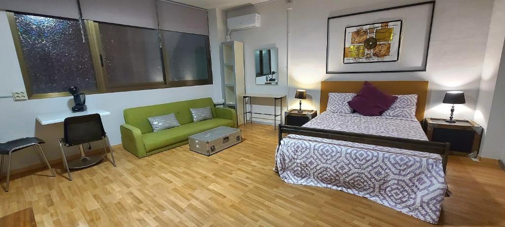 Postel nebo postele na pokoji v ubytování Great Sleep Loft