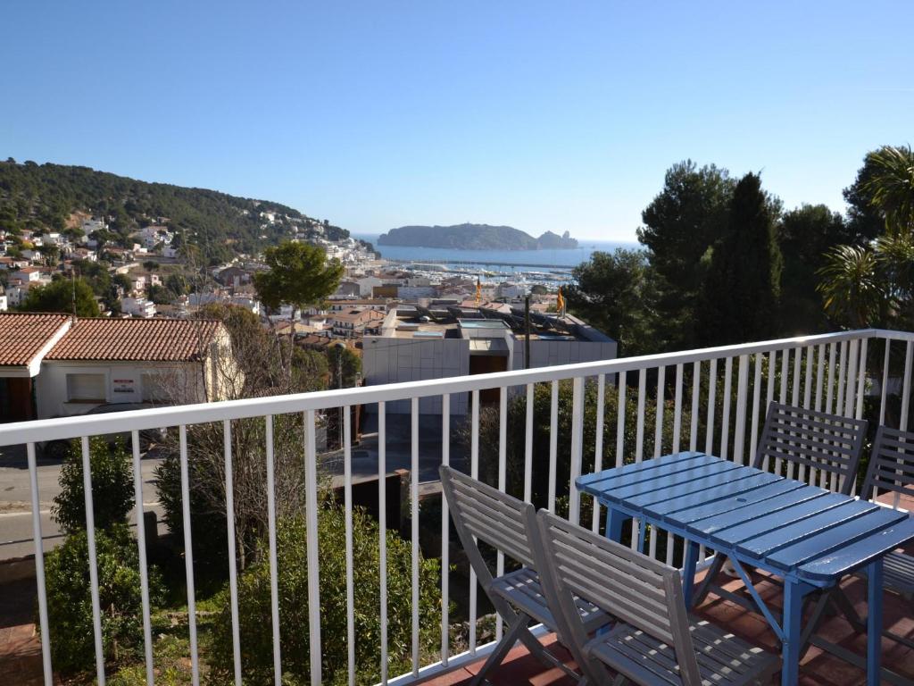 Appartement moderne avec terrasse, climatisation et parking privé à L'Estartit