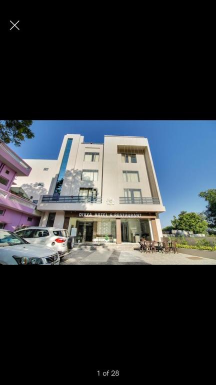 Φωτογραφία από το άλμπουμ του Divya Hotel & Restaurant σε Mount Ābu