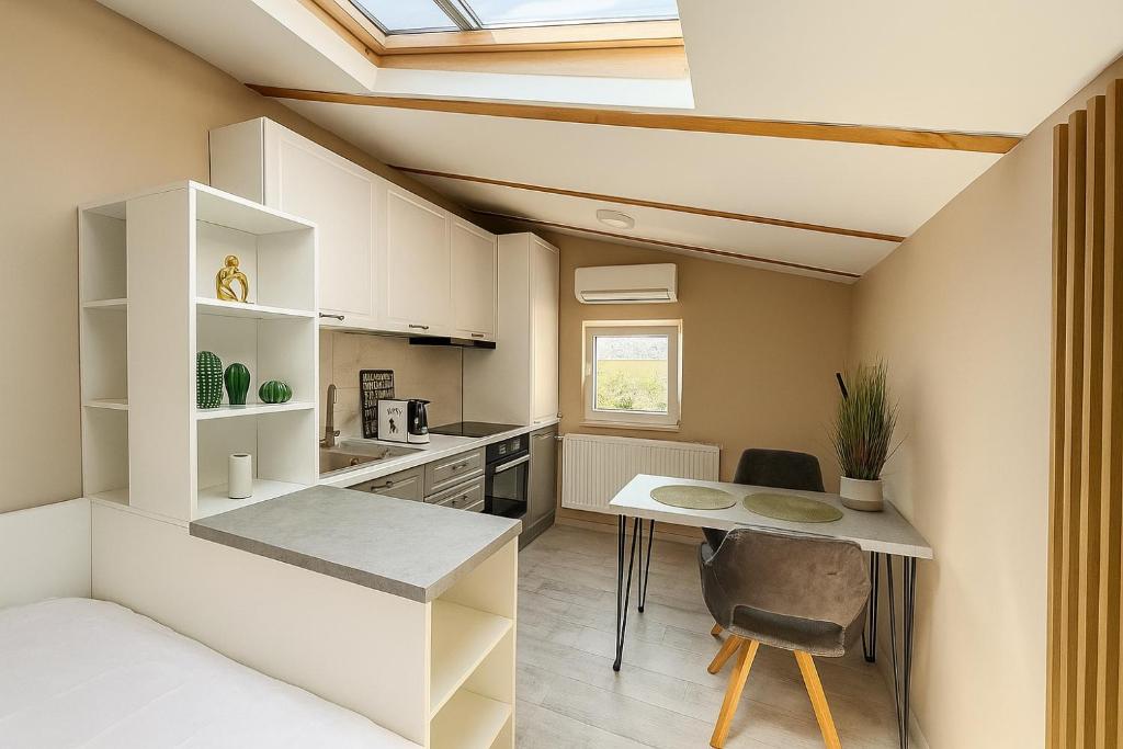 Arena 7-17 Central Suites - Resim 4