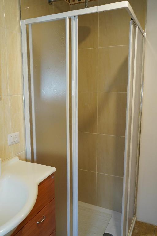 A bathroom at B&B La Dimora di Rosa
