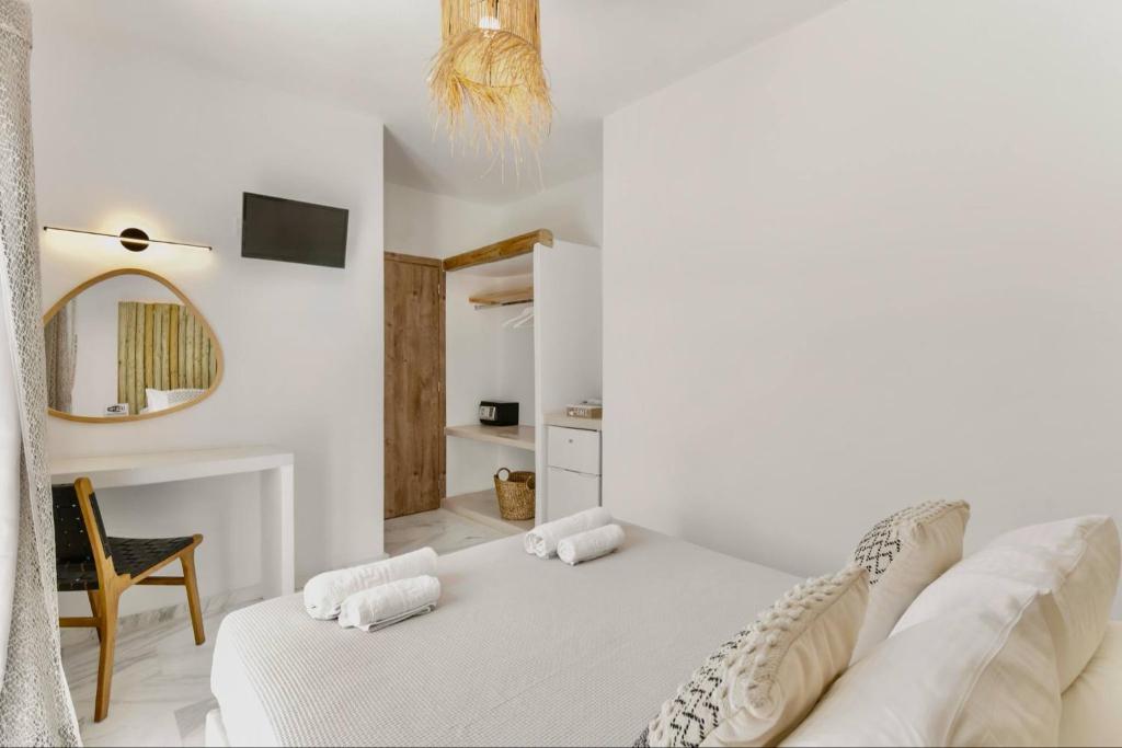 Postel nebo postele na pokoji v ubytování Athina Rooms - Lounge Apartments