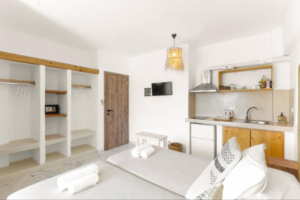 Postel nebo postele na pokoji v ubytování Athina Rooms - Lounge Apartments