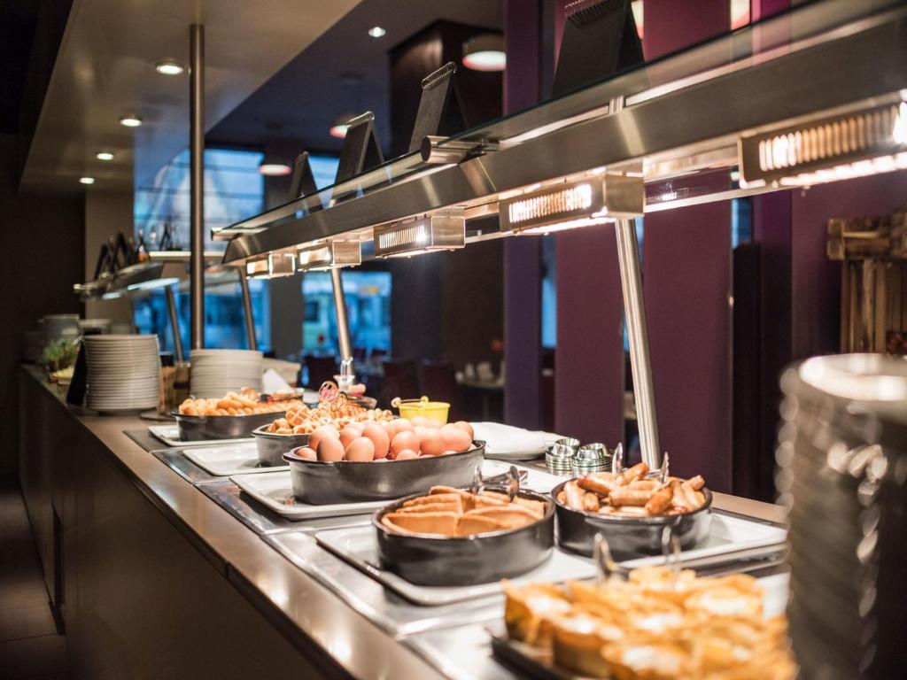 Radisson Blu Hotel Leipzig - Resim 10