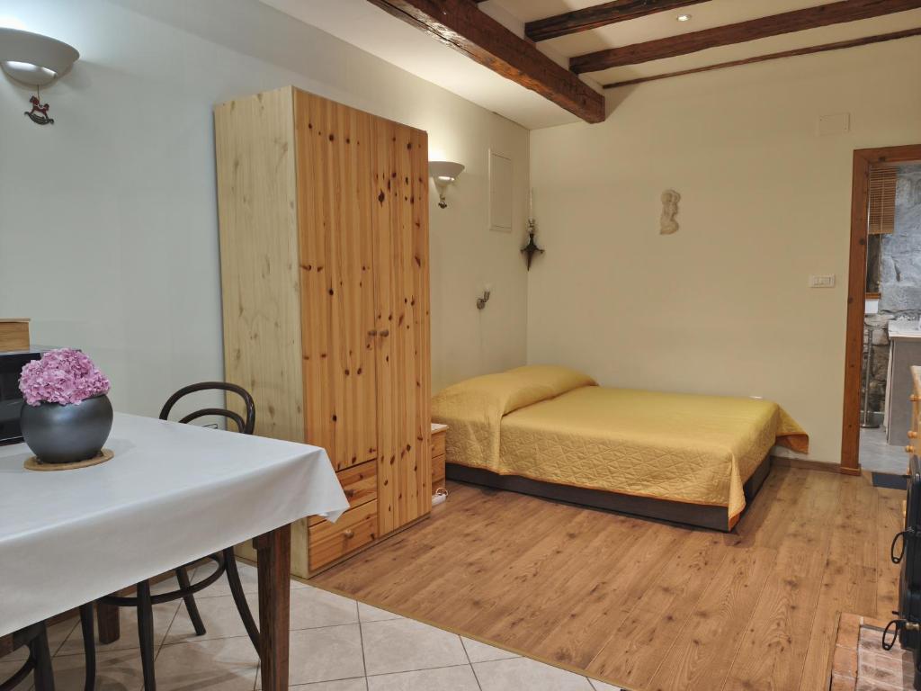 Postel nebo postele na pokoji v ubytování Guesthouse Trogir Proto-Free parking
