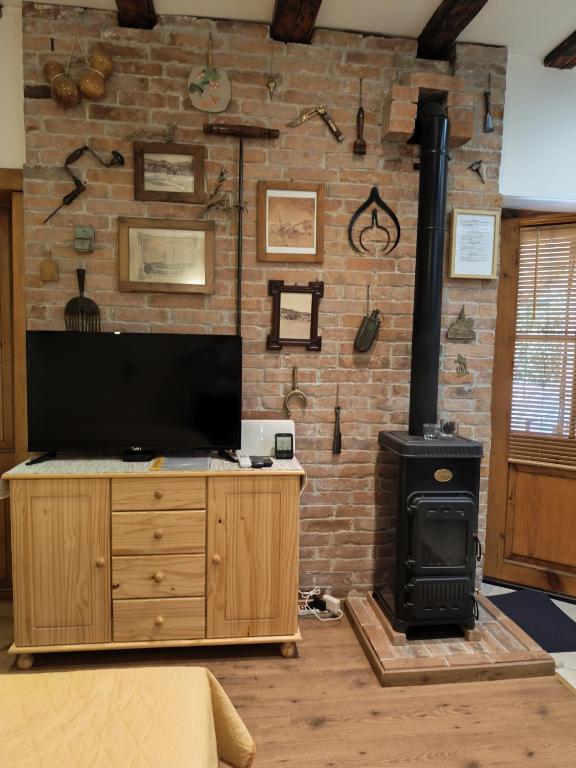 TV a/nebo společenská místnost v ubytování Guesthouse Trogir Proto-Free parking