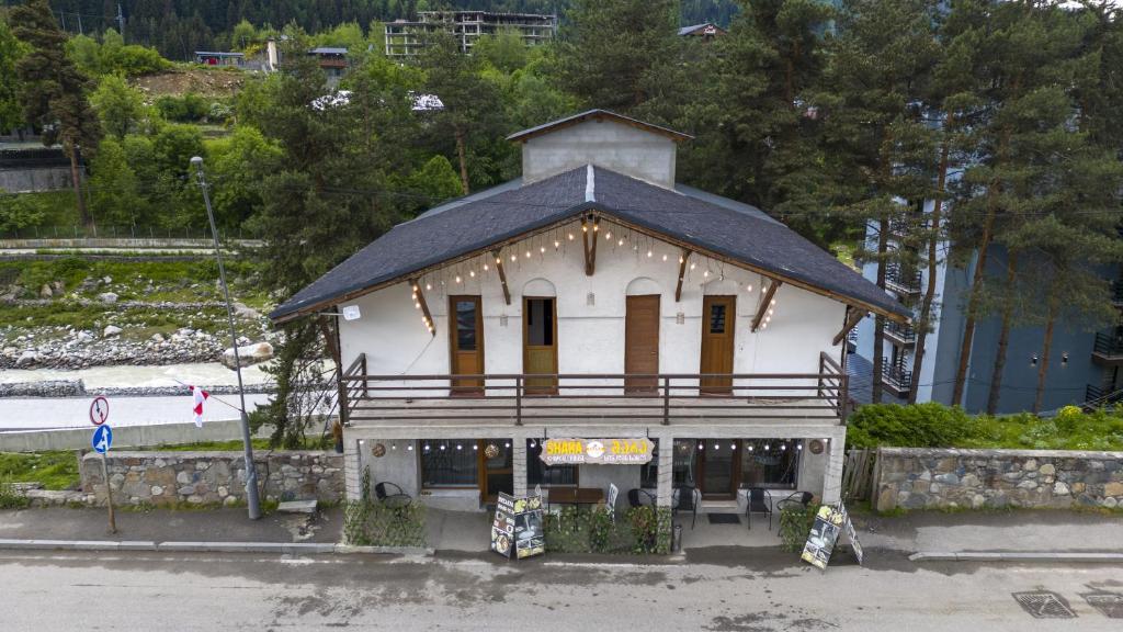 Budova, kde se hotel nachází