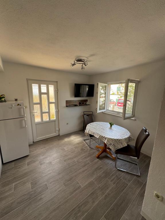 Kuchyň nebo kuchyňský kout v ubytování Hvar Apartments Felix