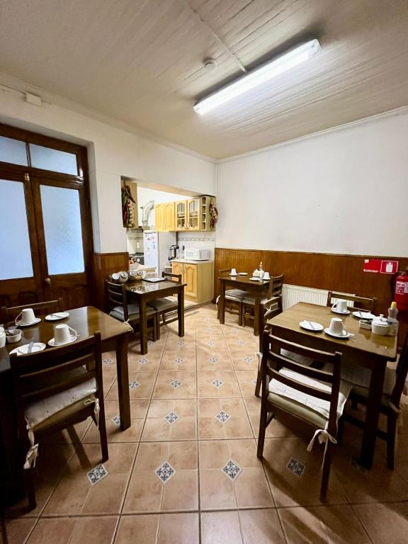 Kuchyň nebo kuchyňský kout v ubytování CHALET CHAPITAL Punta Arenas