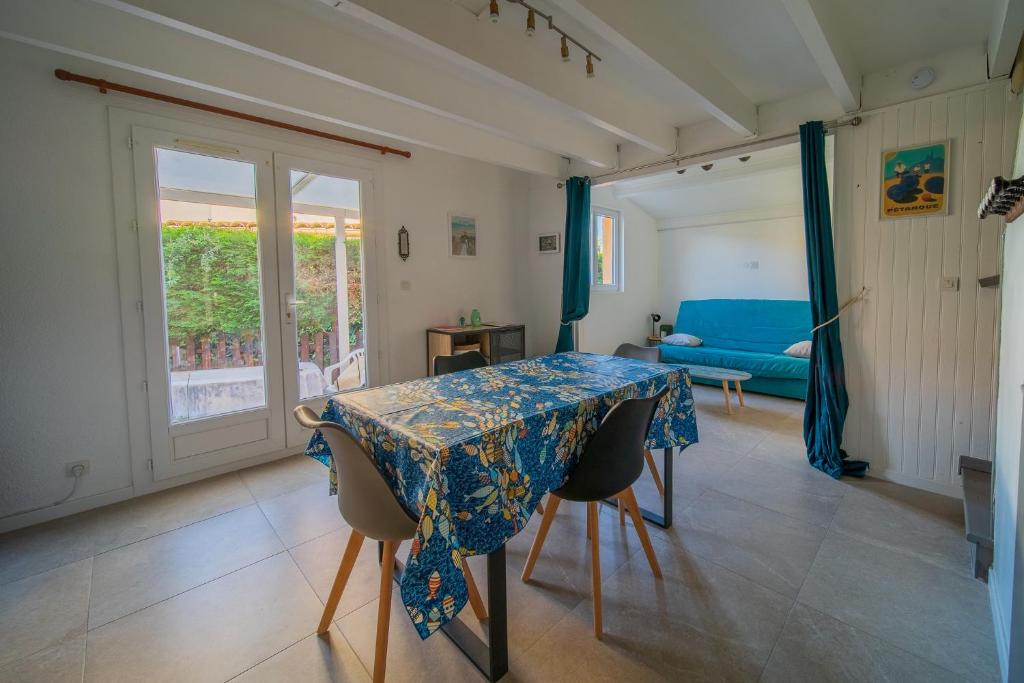 Et opholdsområde på Maison au bord du bassin de Thau