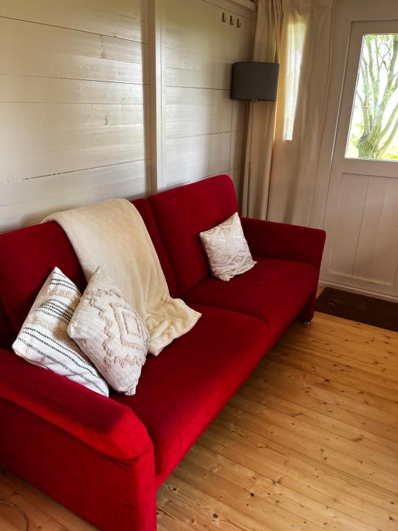 Posezení v ubytování Tiny house in het Reitdiepdal