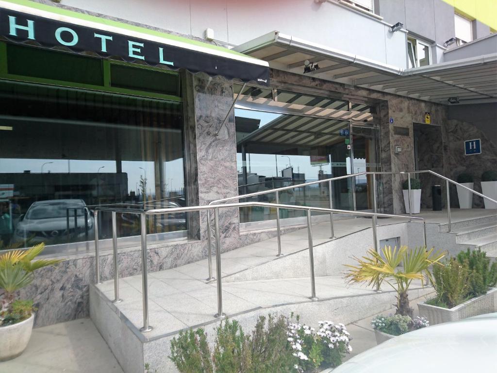 Booking.com: OK Hotel La Basílica , Venta de Baños, España - 572  Comentarios de los clientes . ¡Reserva tu hotel ahora!