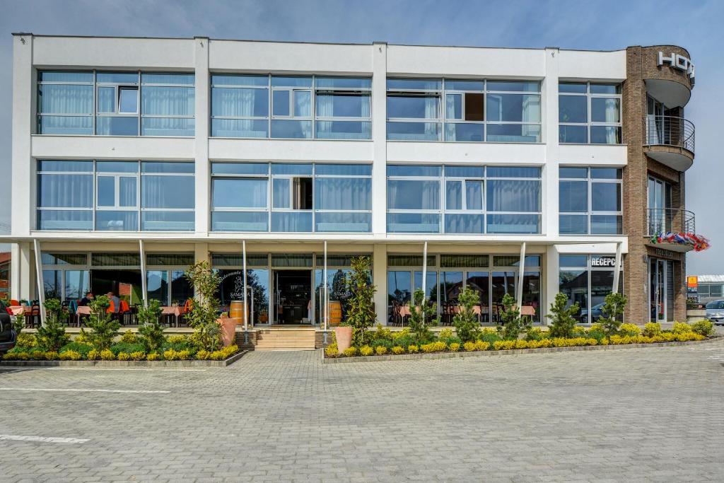 Budova, kde se hotel nachází