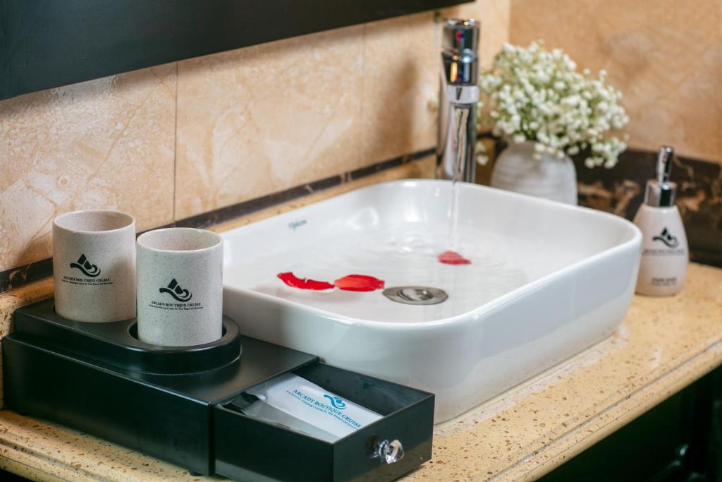 Halong Arcadia Cruise - 5