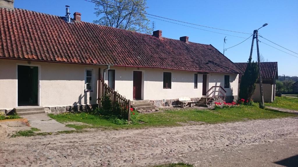 Budova, v ktorej sa dom na vidieku nachádza