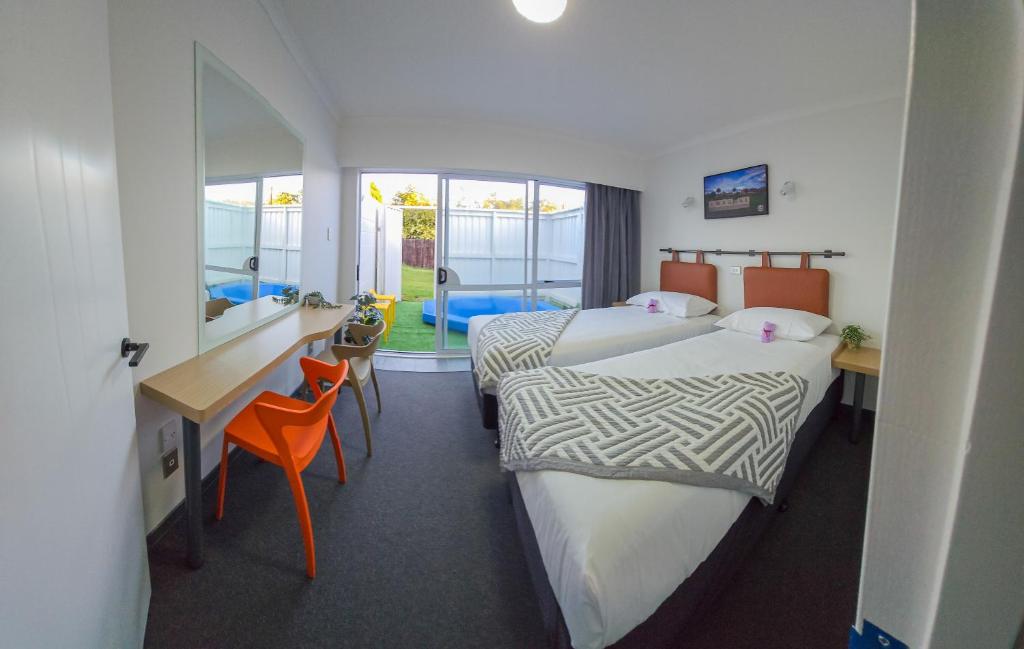 
Family Apartment with Hot Tub
