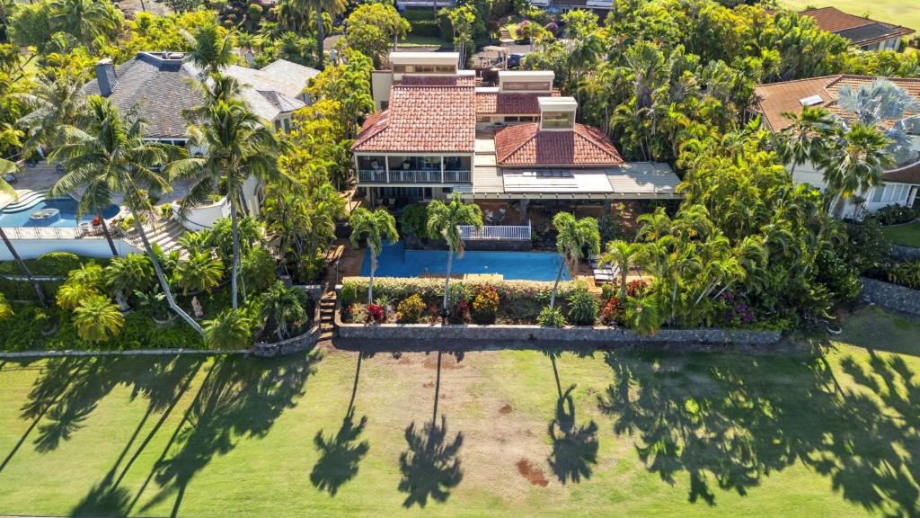 Swimmingpoolen hos eller tæt på Huaka Mahina home