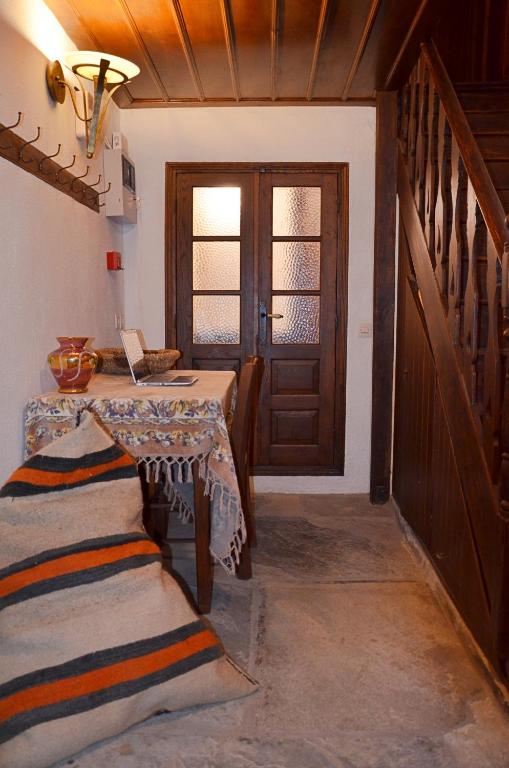 Posezení v ubytování Fyloma Villa With 5 Bedrooms