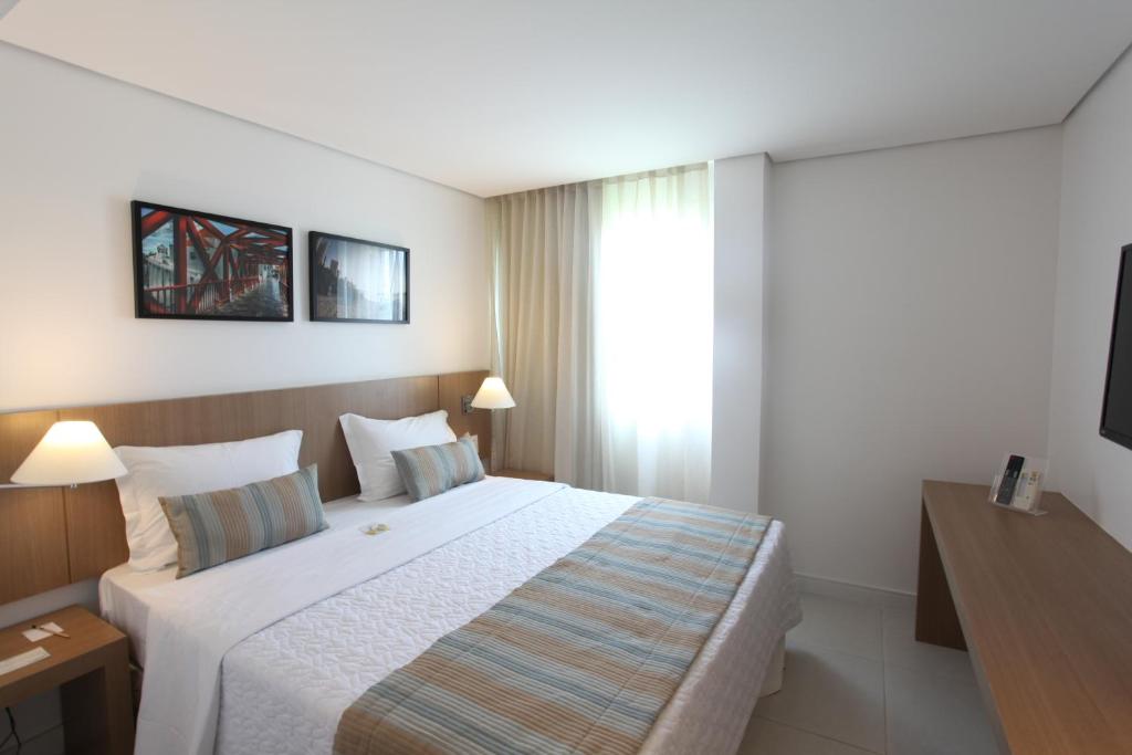  Crocobeach Hotel