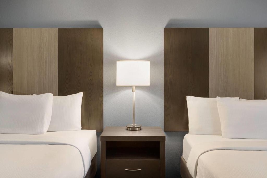 La Quinta Inn & Suites by Wyndham Peru Starved Rock St Park - Queen Kamer Met 2 Queensize Bedden – Niet-Rokers