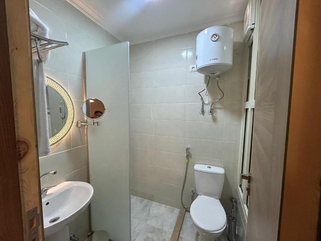 Koupelna v ubytování Stayline hotel apartments 5 mins from Cairo airport