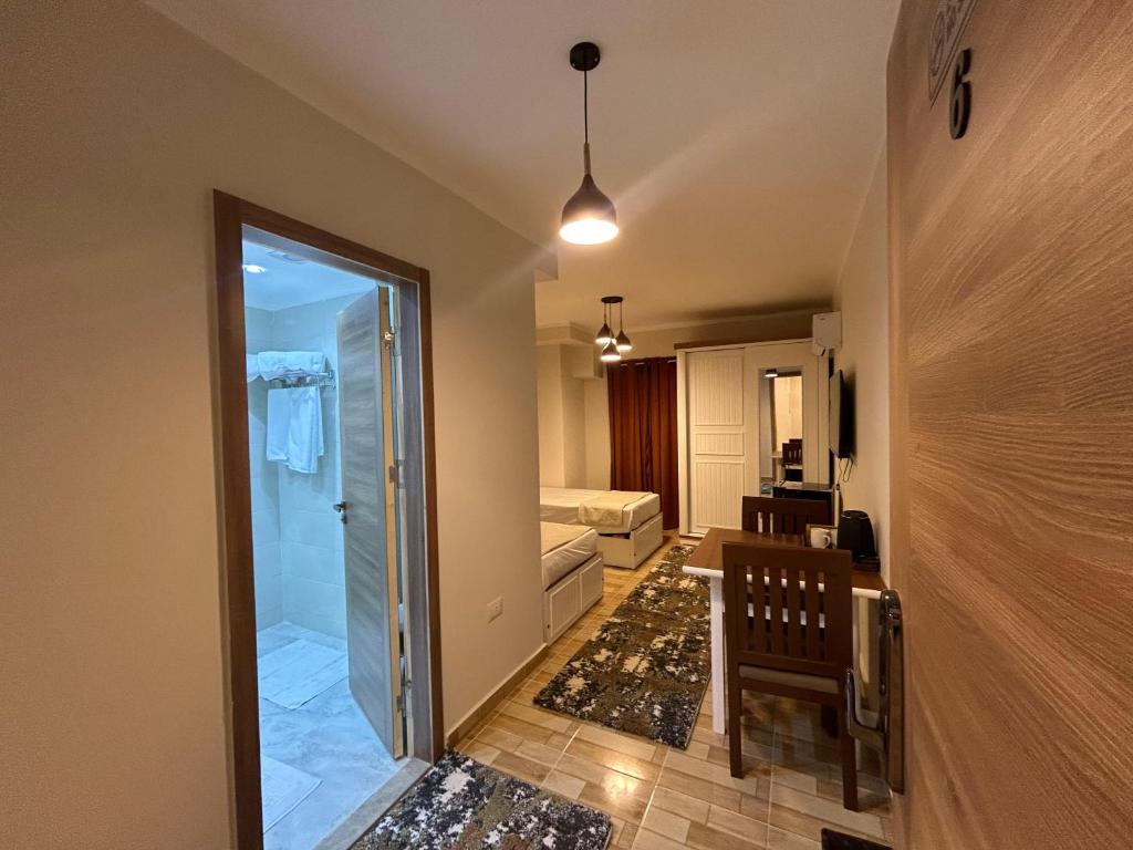 Kuchyň nebo kuchyňský kout v ubytování Stayline hotel apartments 5 mins from Cairo airport