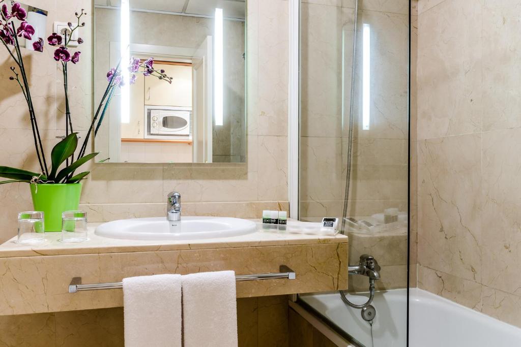 Exe Suites 33 - Resim 26