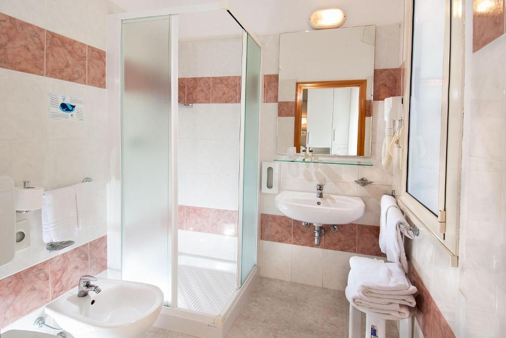 Koupelna v ubytování Hotel Giuliana