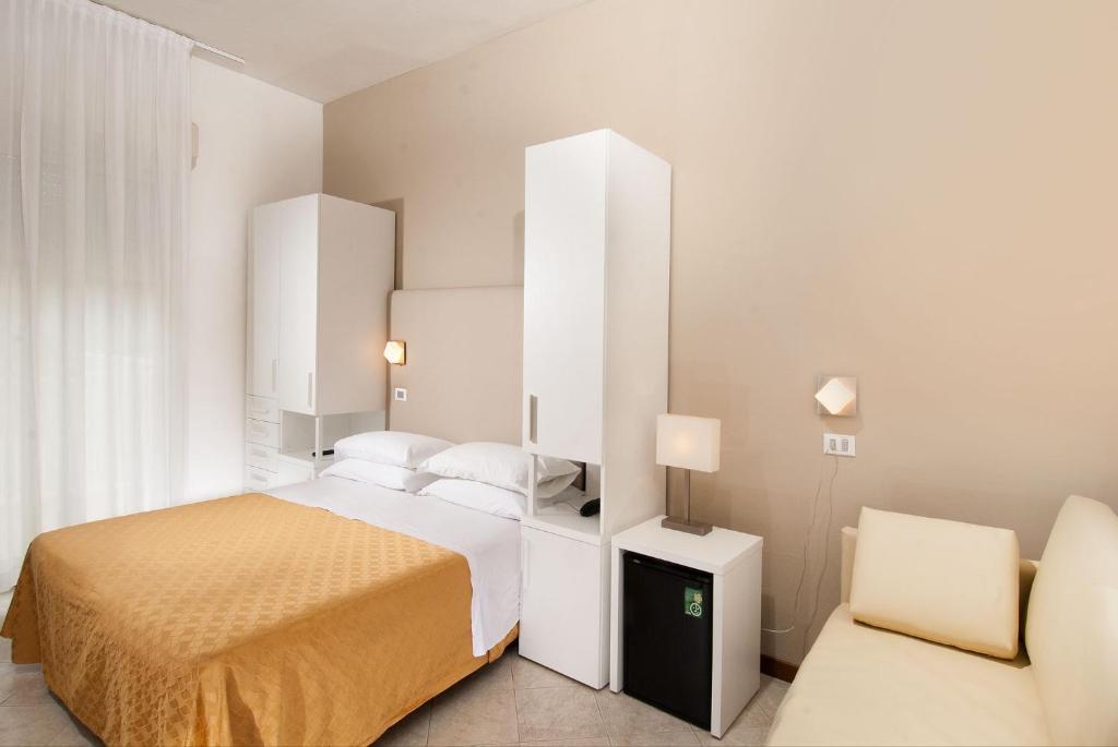 Kuchyň nebo kuchyňský kout v ubytování Hotel Giuliana
