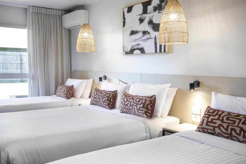 Nightcap at Dalrymple Hotel - Resim 21