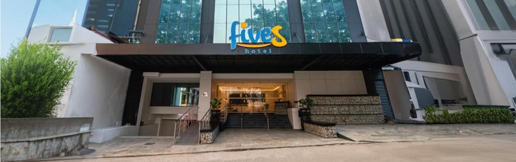 Fotografie z fotogalerie ubytování Fives Hotel Meldrum v destinaci Johor Bahru