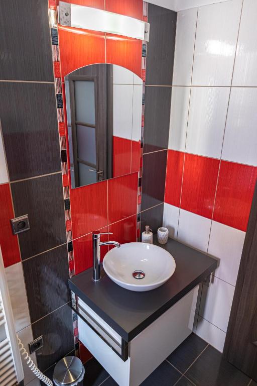 Koupelna v ubytování Apartmán v Srdci Náchoda