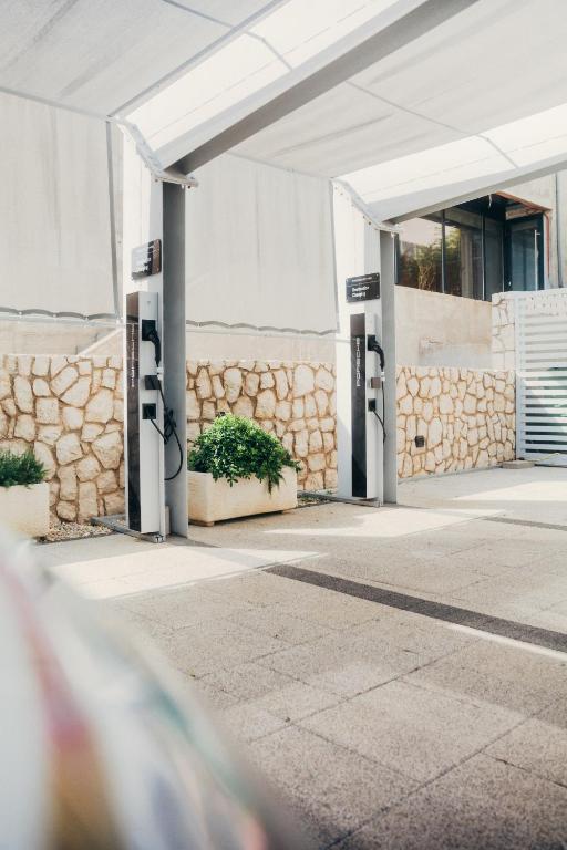 Fotografie z fotogalerie ubytování Aparthotel Joel v Novalji
