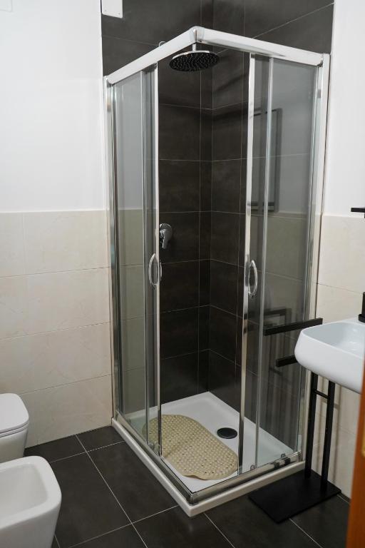 A bathroom at B&B La Dimora di Rosa