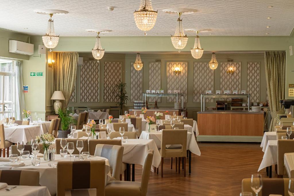 The Clarendon Hotel - Resim 8