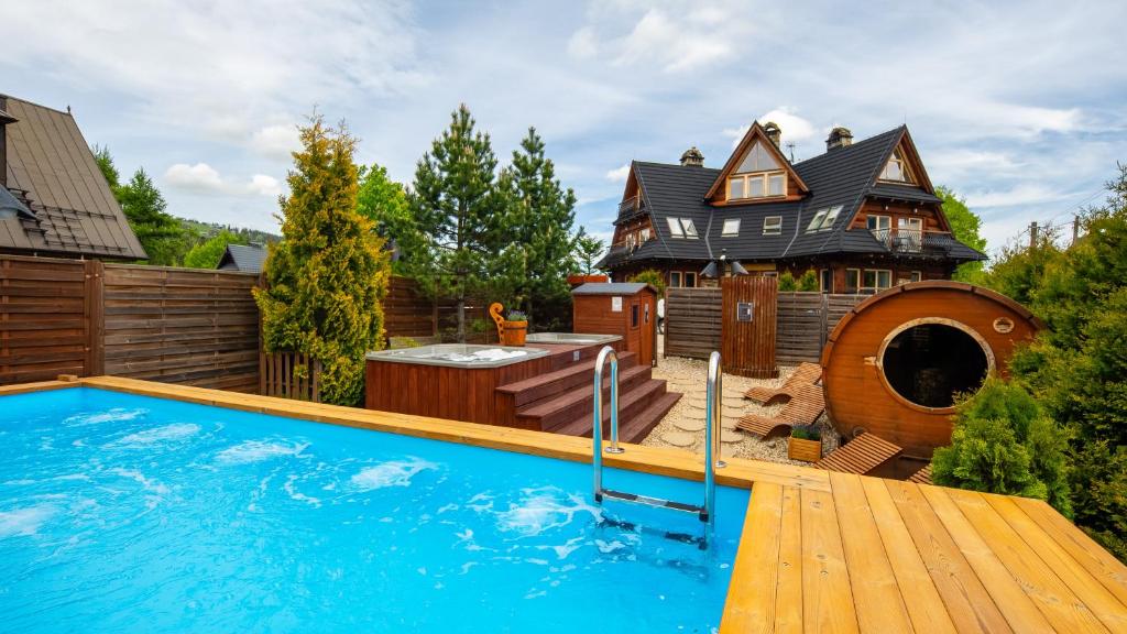 Bazén v ubytovaní Aparthotel Delta Boutique alebo v jeho blízkosti