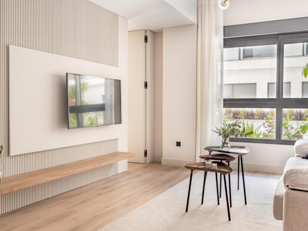 Posezení v ubytování Modern with swimming pool- 2Bd 2Bth- Triana