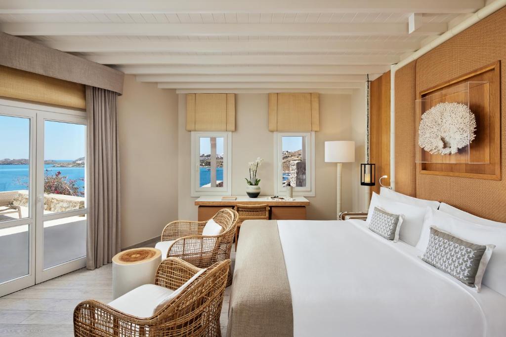 Postel nebo postele na pokoji v ubytování Santa Marina, A Luxury Collection Resort, Mykonos