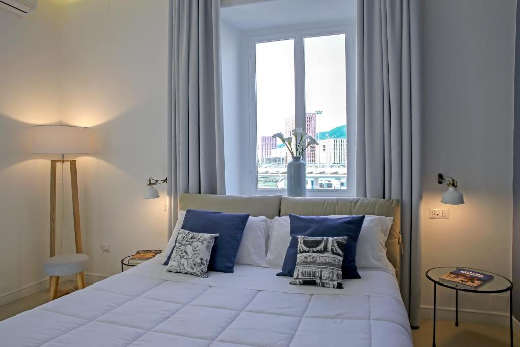 PETIT B&B - in centro a due passi dalla stazione e dai traghetti - 3