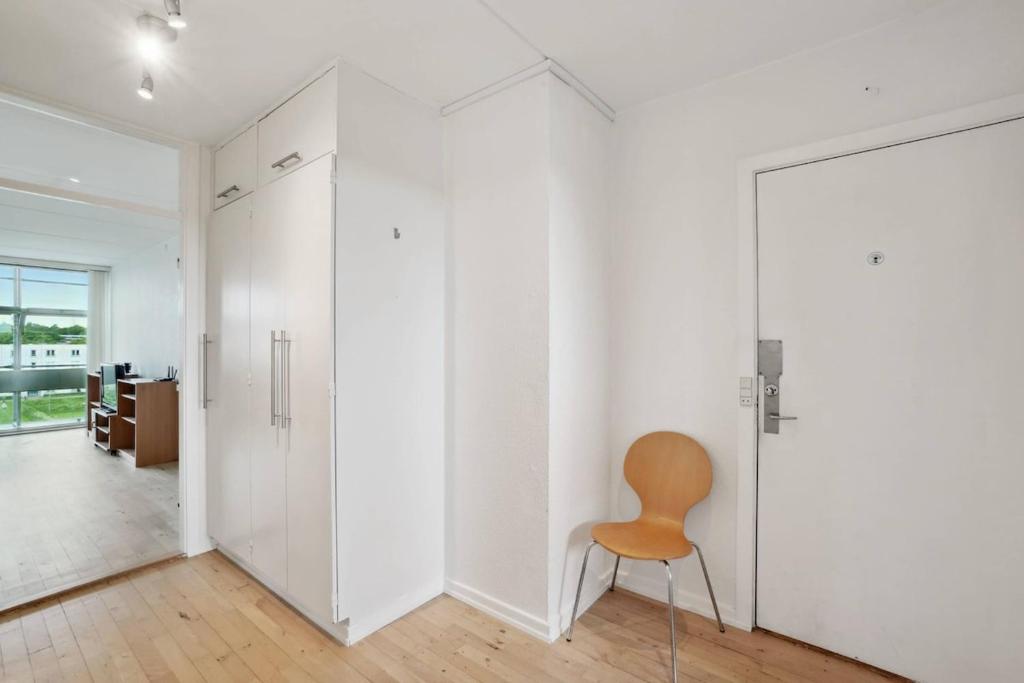 Foto sihtkohas Stavtrup asuva majutusasutuse Bright and Inviting Apartment with Garden View in Viby galeriist